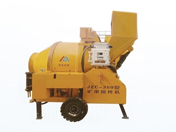 礦用濕噴臺(tái)車(chē)，礦用混凝土泵，礦用攪拌機(jī)發(fā)貨